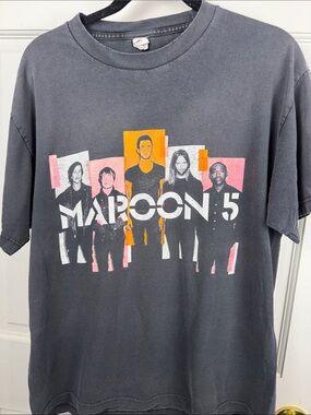 Maroon five  Band Tee - Charcoal Gray
